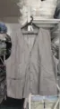 Gilet homme gris en suédine col V simple boutonnage style affaires décontracté détail - Gris