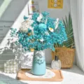 Gedroogde blauwe gipskruid bloemenboeket met keramieken vaas voor prachtige huisdecoratie. - Blauwe Serie - Gipskruid + Geconserveerde Rozenboeket (Zonder Vaas)