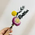 Mini ramo de flores secas con bolas amarillas y siemprevivas para decoración del hogar. - XH198