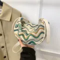 Fashionable woven pattern crescent shoulder bag, stylish casual dumpling crossbody bag for women. - Wavy White