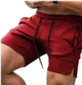 Herren Sport Fitness Shorts mit Reißverschlusstaschen und Kordelzug in Dunkelrot für den Sommer. - M / Rot