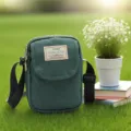 Borsa a tracolla per telefono in nylon minimalista da donna, borsa verde casual. - Verde