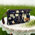 Blauwe cartoon print meerlaagse clutch tas met polsband voor dagelijks modieus gebruik. - Donkerblauw