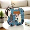 Borsa cosmetica impermeabile stampa orso dei cartoni animati custodia da viaggio con cerniera portatile - Orso della Foresta Blu Chiaro