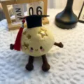 Cute cartoon planet moon plush toy doll with graduation cap, soft stuffed companion toy main. - 13cm / Venus