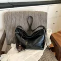 Bolso bandolera vintage casual de gran capacidad para mujer bolso tote retro elegante - Con Colgante / L / Negro