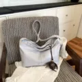 Gran bolso bandolera gris informal, bolso de mano tote cruzado de piel PU minimalista. - Con Colgante / L / Gris