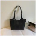 Elegante bolso tote tejido negro para mujer, gran bolso de hombro para uso diario. - Sin colgante / Negro