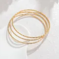 Minimalistische goldfarbene mehrlagige Armreifen, elegante strukturierte Metallarmbänder. - JZB1249 Einzelner Ring / Gold
