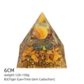 Piramide di cristallo occhio di tigre resina decorazione ornamento 6cm meditazione artigianato - Stile B3 (Occhio di Tigre+Gemma del Tempo)