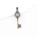 Vintage bronze key pendant necklace with oval natural stone, palace style jewelry accessory. - Labradorite (Bronze)
