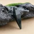 Dark green crystal pendant eight-sided diamond shape yoga DIY necklace jewelry gift - India Agate
