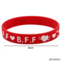 Bracelet en silicone rouge avec impression BFF et cœur blanc, accessoire de couple élégant. - Rouge (QR1106A20-6)