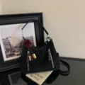 Korean vintage black suede shoulder bag, large capacity casual tote bag for autumn commuting. - With Pendant / Black