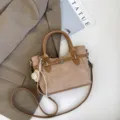 Stylish women's contrast color tote bag retro casual shoulder crossbody bag with elegant belt - Apricot