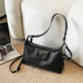 Borsa a tracolla intrecciata nera da donna, elegante borsa da giorno per ufficio. - Nero