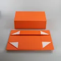 Oranger Faltschachtel-Geschenkkarton mit Magnetverschluss, faltbares Design für einfache. - Außendurchmesser: 35x21x11,3cm / Orange