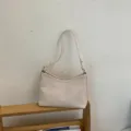 Borsa a spalla hobo in pelle intrecciata beige borsa casual chic per il commuting estivo quotidiano - Bianco senza ciondolo