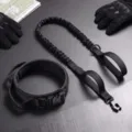 Collar de perro táctico y correa elástica vista detallada, equipo resistente de mascotas. - Negro (Conjunto de Collar y Correa)