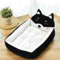 Cute cartoon cat and dog bed, soft plush pet sleeping mat, warm winter house for small large pets. - 50cm (Pets under 2.5kg) / Black Akita