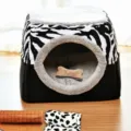 Zebra patroon gesloten huisdier grot winter warme kat hond huis bed met kussens - Zebramotief (met Mat, Dekentje & Speelgoed)