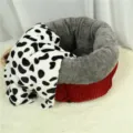 Plush pet bed with soft blanket, warm round cat and dog sleeping nest, cozy pet supplies. - Gray (with Blanket)