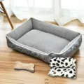 Confortable lit pour animal gris avec couverture douce et jouet os pour chiens et chats - Gris (Couverture + Oreiller Os)