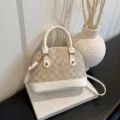 Elegante Damen Muschel Handtasche mit Monogramm PU Leder Top Griff Umhängetasche Alltag. - Weiß