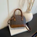 Damen braune Kuppel Handtasche mit Monogramm Muster elegante Umhaengetasche fuer Alltag - Kaffeebraun