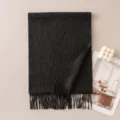 Klassischer einfarbiger Kaschmirschal für Damen und Herren, weicher warmer Winterschal mit Fransen. - Karbonschwarz