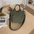 Casual canvas crossbody tas voor dames, praktische schoudertas voor dagelijks woon-werkverkeer. - Donkergroen