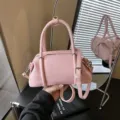 Bolso tipo almohada rosa casual de estilo coreano para mujer, bolso elegante con correa. - Sin colgante / Rosa