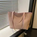 Pink large capacity tote bag for women, stylish shoulder bag for daily commute and casual use. - Pink