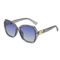 Occhiali da sole oversize alla moda da donna con montatura grigia e lenti sfumate blu. UV. - Blu Sfumato