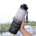 Grande capacité gourde sport dégradée givrée, tasse en plastique portable extérieure. - 1000ML / Noir+Gris