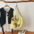 Sac cabas en toile jaune avec joli patch de cheval et pendentif, grand sac casual. - Avec Pendentif / Jaune