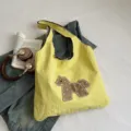 Sac cabas bandoulière en toile jaune avec broderie cheval mignonne et doublure à carreaux. - Sans pendentif / Jaune