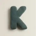 Coussin Décoratif Lettre K en Sherpa Vert Foncé Oreiller Formé Minimaliste pour Canapé - Lettre K
