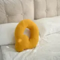 Oreiller alphabet en peluche creative coussin decoratif jaune personnalise pour lit et salon - Lettre Q