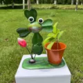 Kreativer Metall Blumentopf sukkulente Behälter und niedlicher Stifthalter Dekoration. - Frosch Windmühle Stil