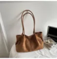Καφέ σουέτ τσάντα ώμου, μεγάλη τσάντα shopper για γυναίκες, ρετρό casual καθημερινή τσάντα. - Καφέ