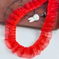 Vista detallada de ribete de encaje plisado rojo de 4 cm, ideal para puños Lolita y ropa de muñecas DIY. - 4cm / Rojo
