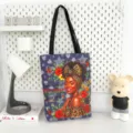 Grote canvas shopper tas met stijlvolle zwarte vrouw print voor strand en dagelijks gebruik. - Patroonstijl 2
