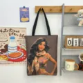 Modische Canvas Tragetasche mit stabilen Griffen und stilvollem Damenprint für den Alltag. - Muster-Stil 1