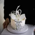 Schwan Silikonform für Kuchendekoration, 15cm Höhe, ideal für 4 Zoll Backkreationen. - tc2023560