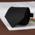 Cravatta nera con cerniera per uomo abbigliamento formale d'affari, tessuto strutturato dettaglio. - Stile con Cerniera / 8cm / Nero