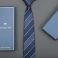 Men's business striped tie in dark blue with gift box, elegant necktie for formal wear. - White Stripe Wide Twill Zipper Style (Long Gift Box) / 8cm Wide / Navy Blue