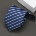 Corbata de negocios con cremallera para hombre, corbata a rayas azul marino y azul claro. - Estilo Rayado Diagonal (A02) / 8cm / Azul marino