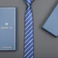 Close-up detail of a classic blue striped necktie paired with an elegant matching gift box. - 6cm A059 Zipper (With Long Gift Box)