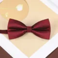 Wine red glitter bow tie for men, stylish wedding groom suit accessory and party necktie. - Retro Wine Red Bowtie